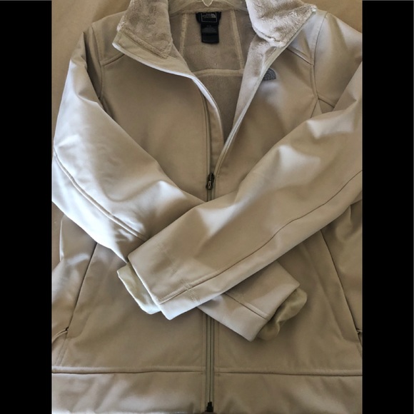 North Face hard shell jacket - Picture 4 of 6